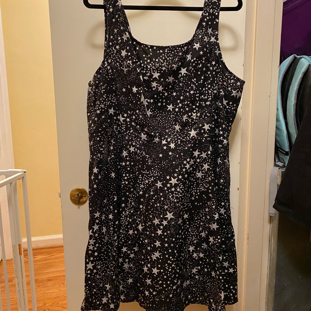 Retrolicious STAR dress in 3X. Silver stars on black background. Beautiful!
